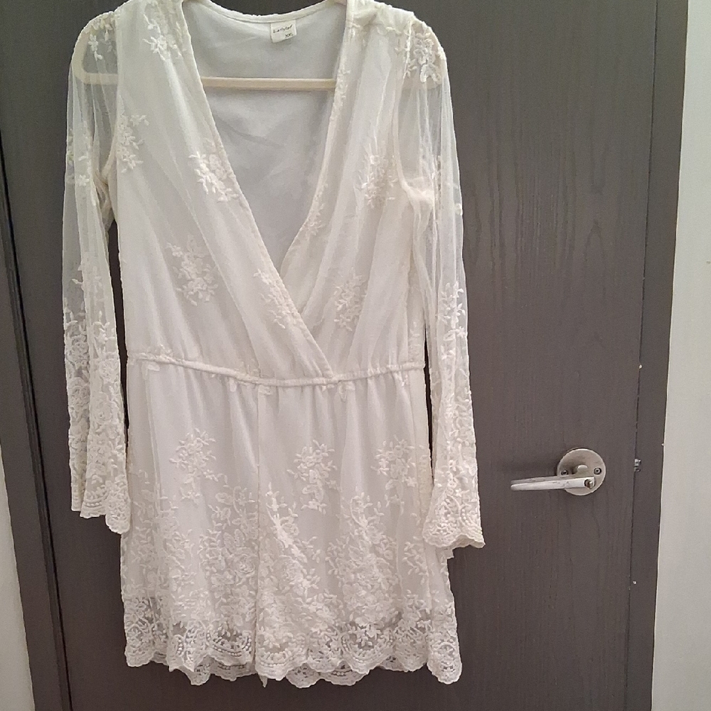 White Lace Romper With V Neck. Has One Snap While The Hook Closure Needs Love
